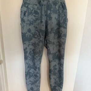 Gray Marble-Print Jogger Pants